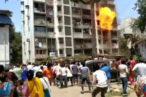 Fire breaks out followed by cylinder blast in Andheri