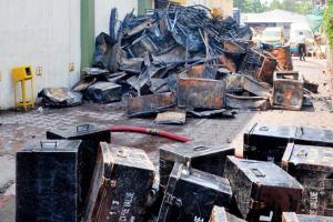Water, power of Big Bazaar outlet where fire broke out to be cut off