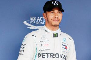 F1: Hamilton and Bottas deliver perfect on-track Lauda tribute