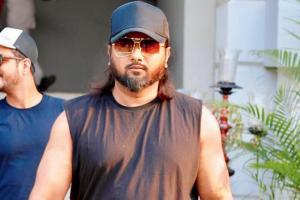 Despite injury, Honey Singh continues recording for his track