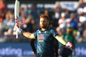 Jonny Bairstow century sees England overpower Pakistan