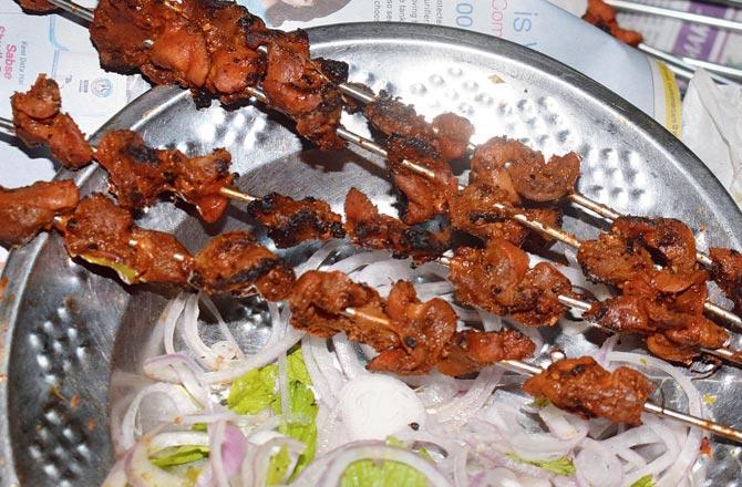 Liver and gizzard tikka
