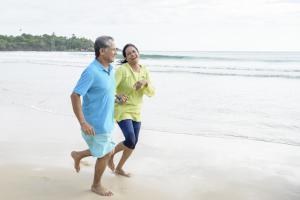 Staying active in midlife may depend on mental wellbeing, suggests new 