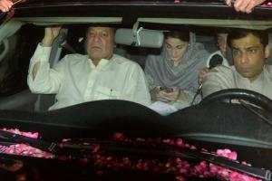 Nawaz Sharif reaches Kot Lakhpat jail after massive roadshow
