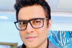 The clean-shaven R. Madhavan looks totally unrecognizable