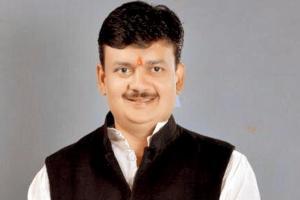 Cong MP Suresh Dhanorkar's dramatic fight for his Lok Sabha candidature