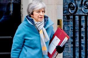 Theresa May to set resignation date soon