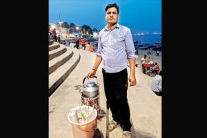 Forced to leave Mumbai, Pandey now struggles as a tea-seller in Kashi