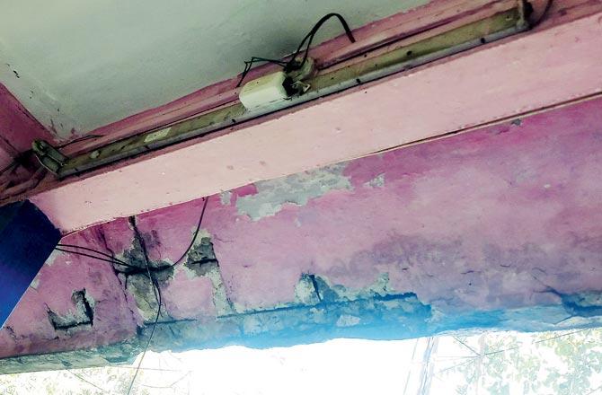The old, crumbling Wadala police station