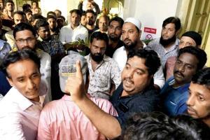Abducted factory owner found burnt to death in Palghar