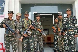 Elections 2019 Phase 7:3 lakh paramilitary, 20 lakh policemen deployed 