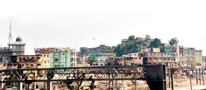 Buildings nearby from where garbage is flung