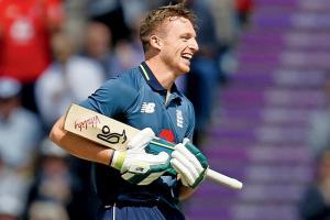 Jos Buttler sends out World Cup warning with 55-ball 110*