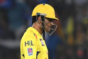 Dhoni on IPL Final: We were passing trophy to each other