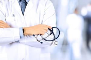 US health care system charged with hefty physician burnout costs: study