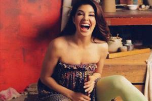 Check out this fun BTS video of Jacqueline Fernandez!
