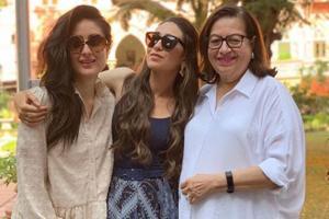 Karisma Kapoor shares a photo of herself with her 'mains'