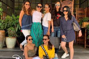 Girls Day Out! Malaika, Karisma, Amrita and Seema Khan's lunch date