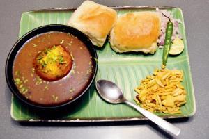 Food entrepreneur brings Nasik's original misal to Mumbai