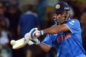 MS Dhoni might want to end possibly last WC,campaign in style