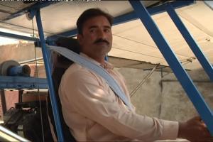 Pakistan popcorn seller builds his own plane using online videos