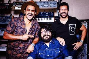Ranveer Singh welcomes 'all-star' Pritam to '83 with a picture