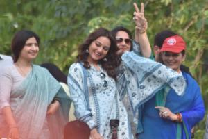 Poonam Sinha gets daughter Sonakshi Sinha's support for campaigning