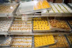 As parties await LS results, sweet shops gear up for celebrations