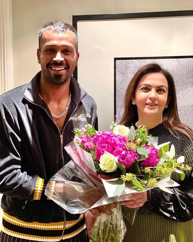 In October 2019, Nita Ambani visited Hardik Pandya in London as he had undergone surgery for his lower-back and was under-recovery. On her visit to the Mumbai Indians player, Nita sported a black and green embellished jumper with pants. She paired her stunning outfit with diamond stud earrings. Picture/ Instagram Hardik Pandya