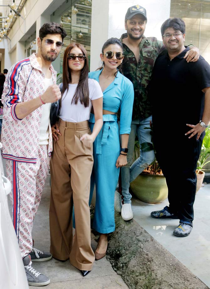 Marjaavaan marks the return of Sidharth and Riteish together after Ek Villain. In the trailer, Sidharth appears to be as ripped and rugged as he was in Ek Villain. The face-off between these two actors should hit the bullseye again.