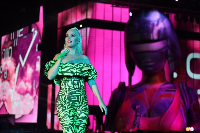 Katy Perry, before her concert begun on November 16, did all Mumbai things - from gorging on popular food to partying with the celebrities. The pop singer also hosted a press conference for all the media and her fans in the city before leaving the town.