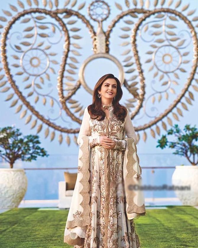 In photo: Nita, who is regarded as one of the most inspirational and influential women looks elegant in an Anamika Khanna creation which she chose for an event