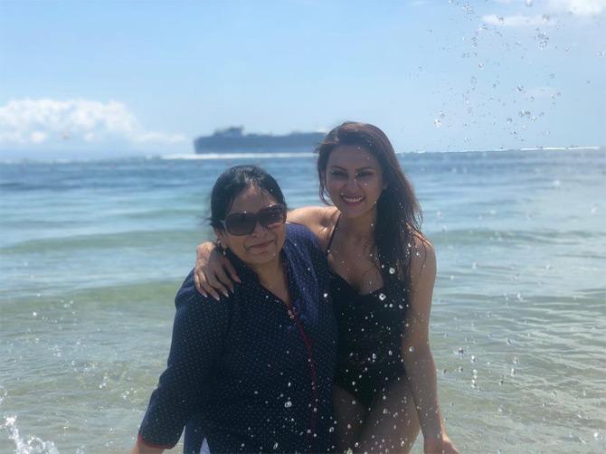 In photo: Mimi Chakraborty enjoys her vacation with mom Tapashi Chakraborty as she raises the temperature in a black monokini