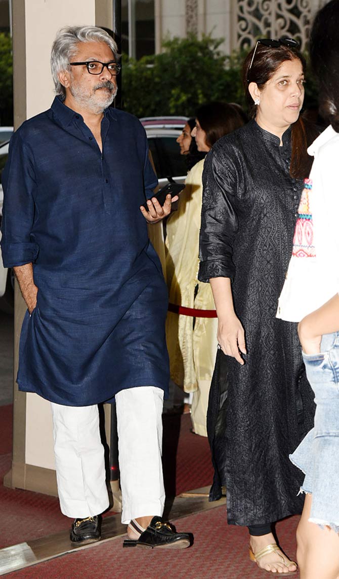 Filmmaker Sanjay Leela Bhansali also came in to offer his condolences to Manish Malhotra and family.