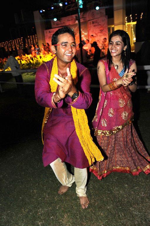Indian wicket-keeper batsman Parthiv Patel in a candid moment with wife Avni Zaveri. The couple were married on March 9, 2008.