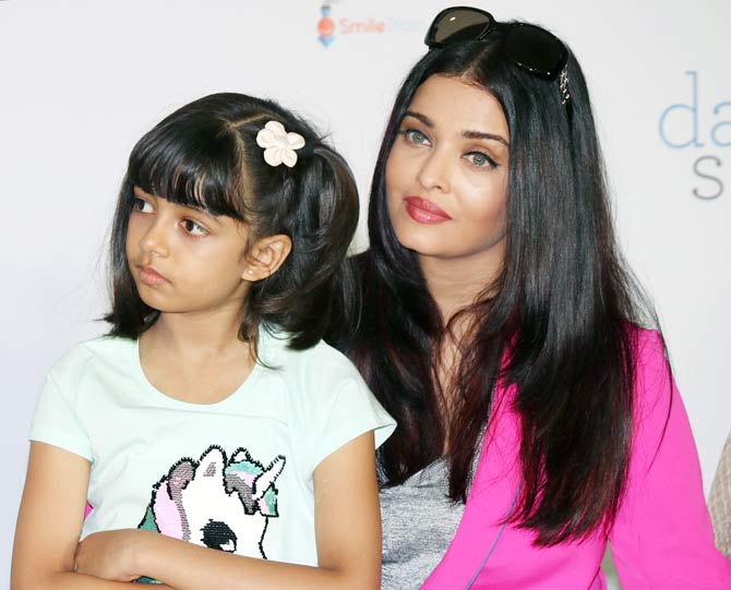The day (November 20) also was the birth anniversary of Aishwarya Rai Bachchan's father Krishnaraj Rai. Ash found remembered her dad in a fond way by spending time with kids at the NGO event.