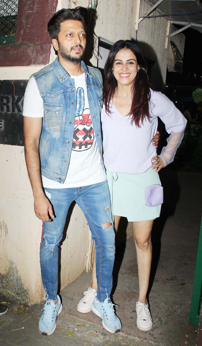 While Riteish Deshmukh sported a denim jacket, paired with a white t-shirt and basic denim, Genelia Deshmukh showed off her sweet side in a pastel-coloured casual outfit.
