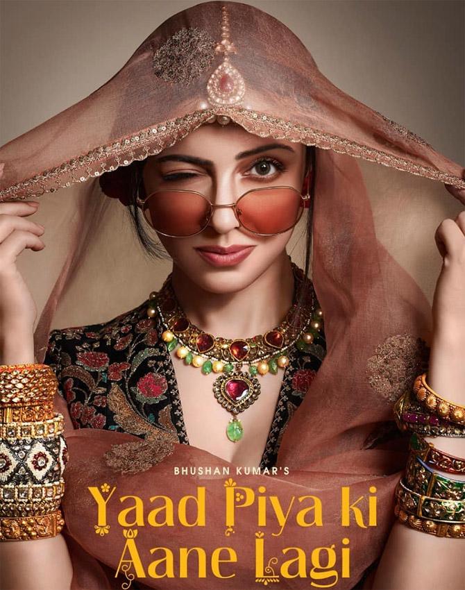 Falguni Pathak's iconic song Yaad Piya Ki Aane Lagi was recreated recently. Featuring Divya Khosla Kumar, who raised the oomph factor in the song video, this version of Yaad Piya Ki Aane Lagi has been penned by Jaani, sung by Neha Kakkar and composed by Tanishk Bagchi.
