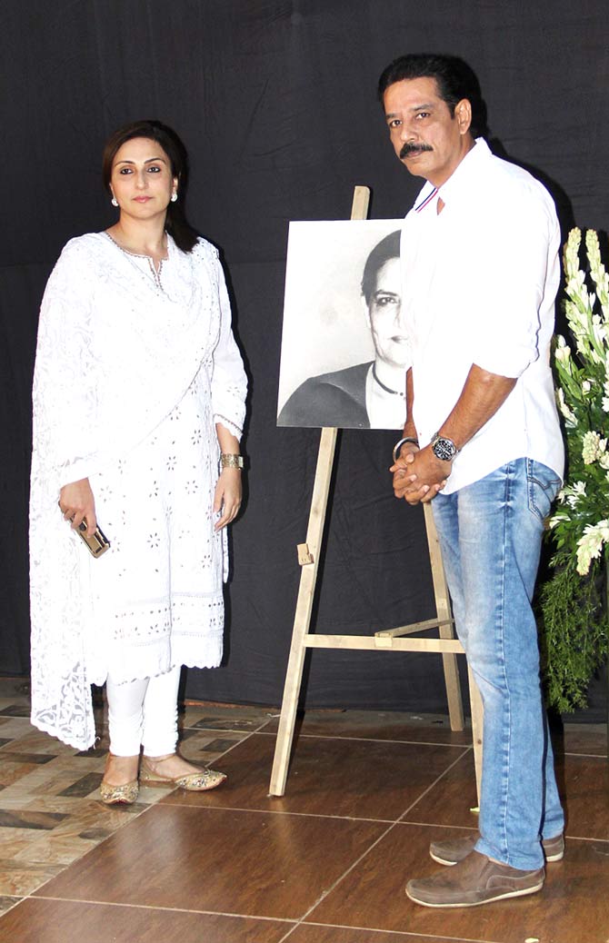 Annup Sonii and wife Juhi Babbar at Shaukat Kaifi's prayer meet at a hall in Juhu.