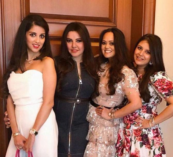 Kaykasshan Patel spotted in a black dress as she spends quality time with her friends. She captioned this photo and wrote, 