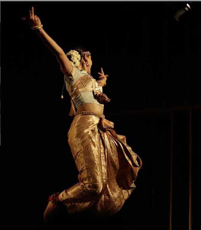 She often performs with her guru in her recitals. She said in one of her Instagram posts, 
