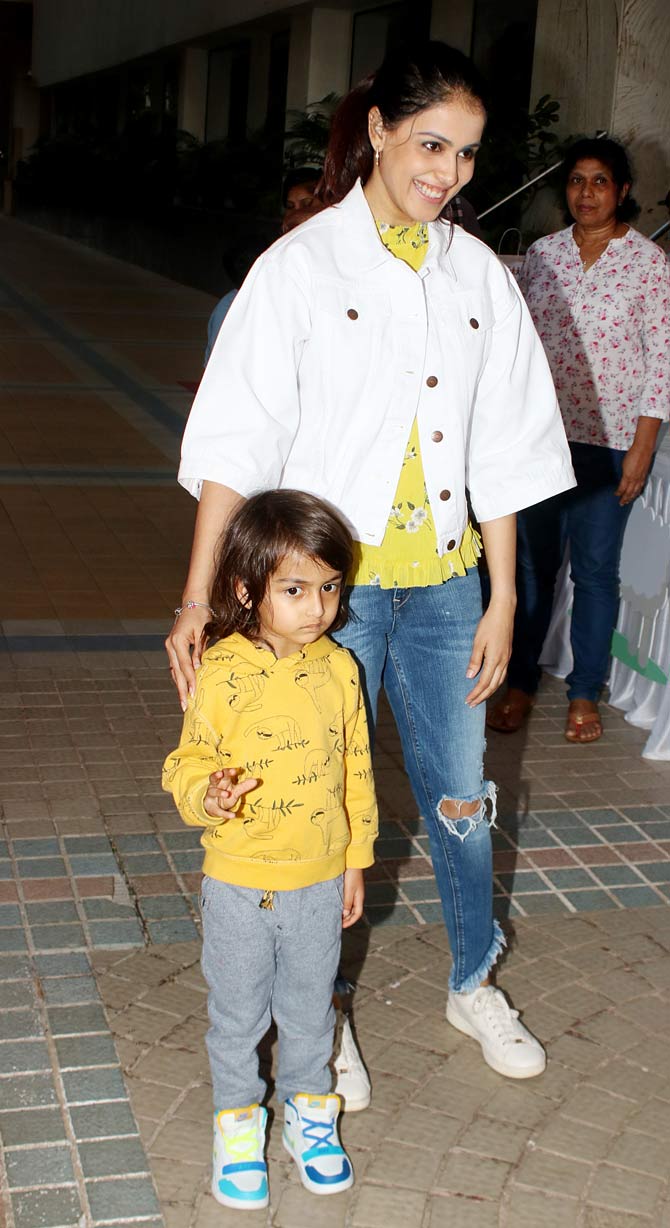 Genelia D'Souza also attended Shivansh Joshi's birthday celebration with son Rahyl hosted in Juhu, Mumbai. While Rahyl looked all sorts of adorable in a yellow baby t-shirt, paired with grey pants, Genelia sported a yellow top, paired with white denim jacket and distress pants.