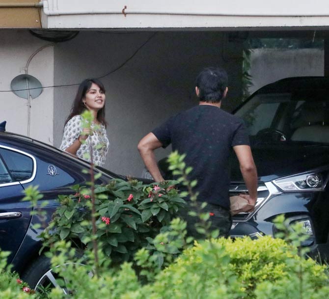 After enjoying a secret vacation in Italy a few days backs, alleged couple Rhea Chakraborty and Sushant Singh Rajput were clicked together in Bandra, Mumbai. All pictures/Yogen Shah
