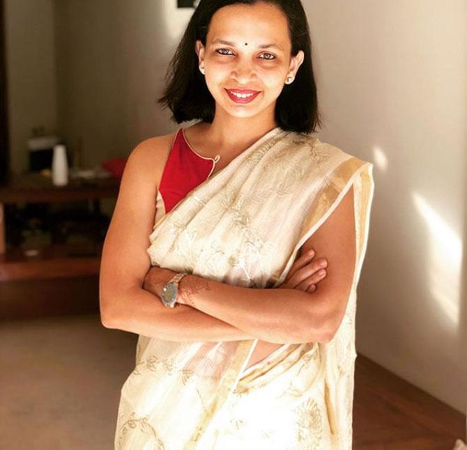 She is married to Gaurav Punj and has a sister named Ankita Diwekar Kabra.