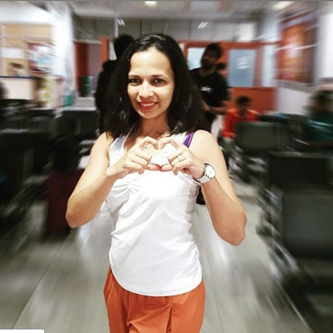 She applied what she had learnt to the Indian way of life in a practical way. Rujuta did not refer to any self-help book, but imbibed the principles of 'continuous learning' and 'pursuit of excellence in your field' by default. She says that she continues to learn.