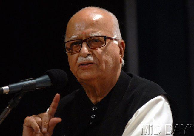 Lal Krishna Advani also popularly known as LK Advani began his political career when he joined the Rashtriya Swayamsevak Sangh (RSS) in 1942. Advani began his political career as a secretary and went on to be one of the founders of the Bhartiya Janata Party (BJP). Later, he went on to serve as the Minister of Home Affairs in the BJP-led National Democratic Alliance (NDA) government from 1998 to 2004. In 2002, Advani was appointed as the Deputy Prime Minister of India under the able leadership of late Atal Bihari Vajpayee.