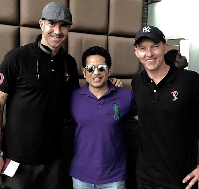 Brett Lee with Sachin Tendulkar and Kevin Pietersen. Lee captioned it: Always great to bump into some old friends @sachintendulkar @kp24 #battles #mates