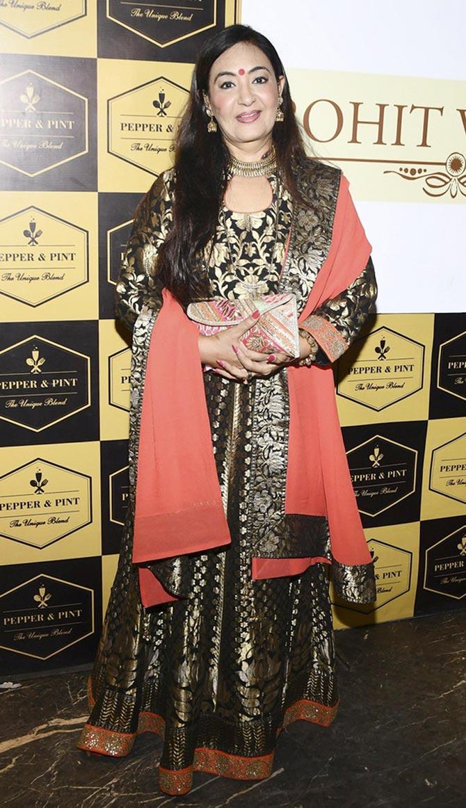 Jaspinder Narula showed off her ethereal side in a black Banarasi Anarkali during Rohit Verma's birthday celebration hosted in Juhu, Mumbai.