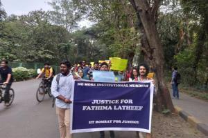 Students protest in solidarity with Fathima Latheef's family