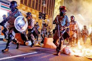 Police, protesters clash in Hong Kong